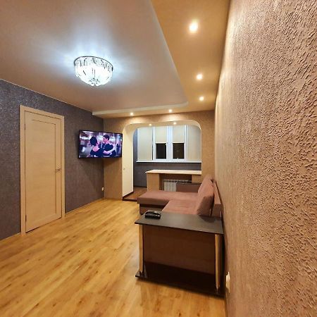 מורמנסק Apartment On Polyarnoi Divizii 7 מראה חיצוני תמונה