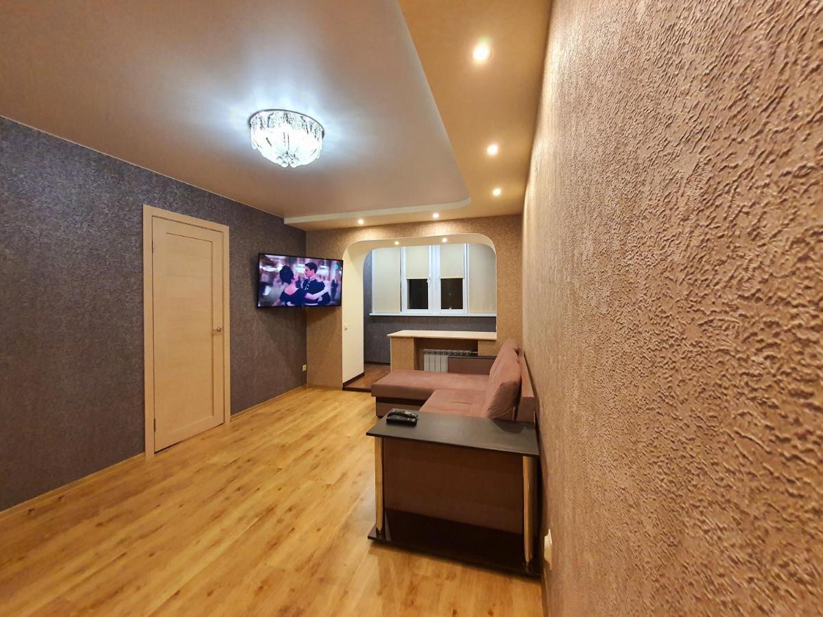 מורמנסק Apartment On Polyarnoi Divizii 7 מראה חיצוני תמונה